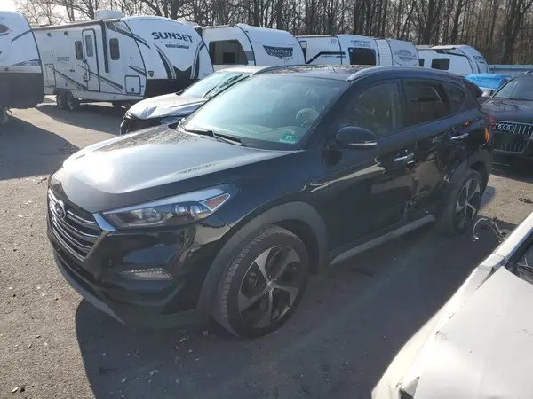 KM8J3CA29JU820354 2018 HYUNDAI TUCSON - Image 1