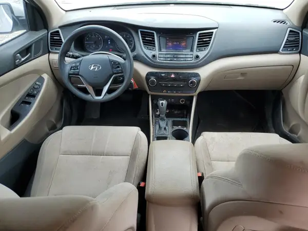 KM8J3CA2XGU022132 2016 HYUNDAI TUCSON - Image 8