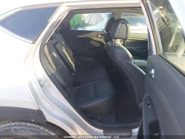 KM8J3CA2XGU031932 2016 HYUNDAI TUCSON - Image 8