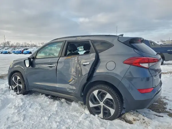 KM8J3CA2XGU041649 2016 HYUNDAI TUCSON - Image 2
