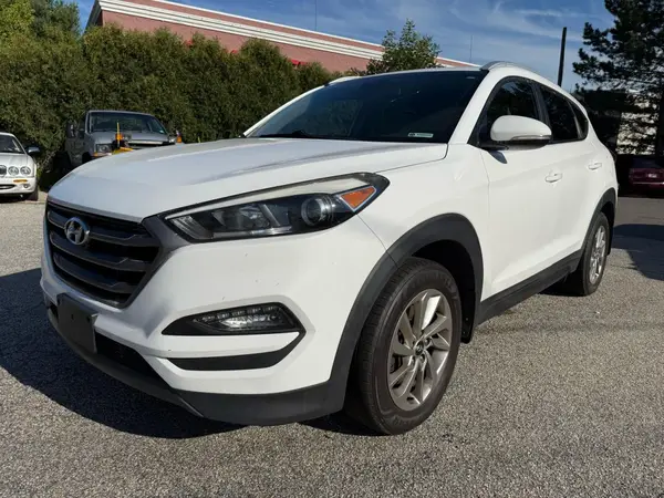 KM8J3CA2XGU045541 2016 HYUNDAI TUCSON - Image 2