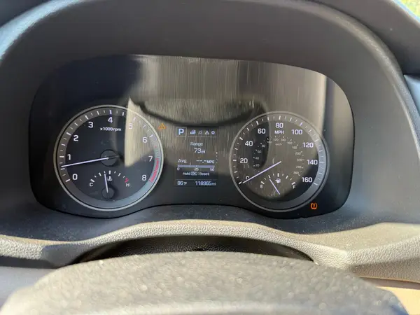KM8J3CA2XGU045541 2016 HYUNDAI TUCSON - Image 8