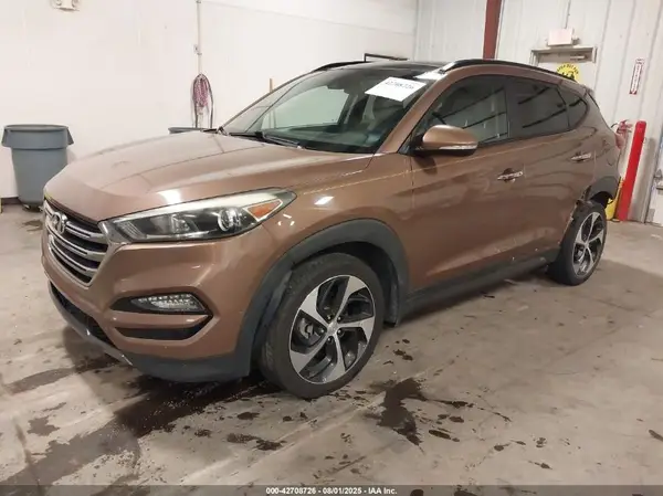 KM8J3CA2XGU049959 2016 HYUNDAI TUCSON - Image 2