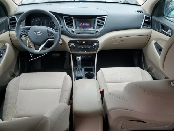 KM8J3CA2XGU049993 2016 HYUNDAI TUCSON - Image 8
