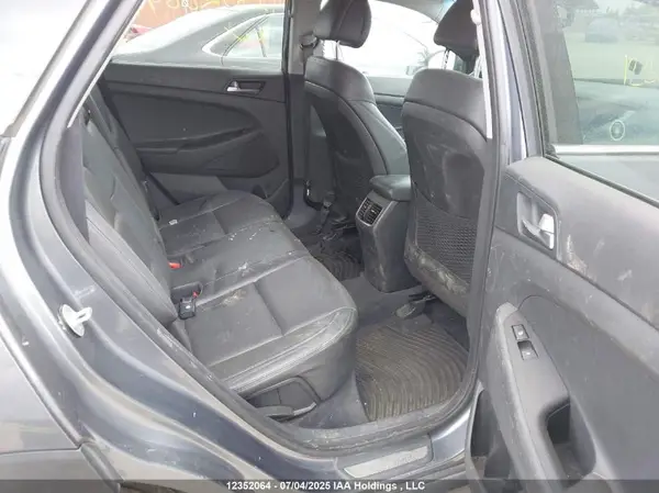 KM8J3CA2XGU050593 2016 HYUNDAI TUCSON - Image 8