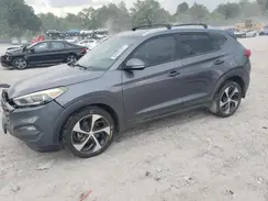 KM8J3CA2XGU058872 2016 HYUNDAI TUCSON