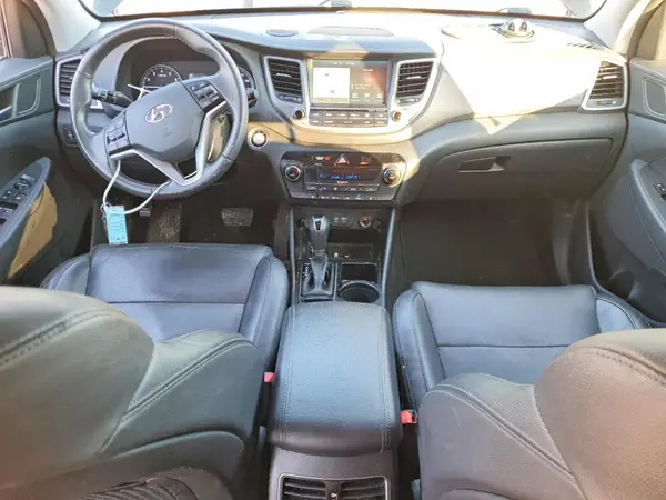 KM8J3CA2XGU076546 2016 HYUNDAI TUCSON - Image 8