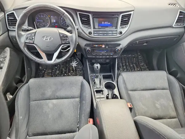 KM8J3CA2XGU081634 2016 HYUNDAI TUCSON - Image 8
