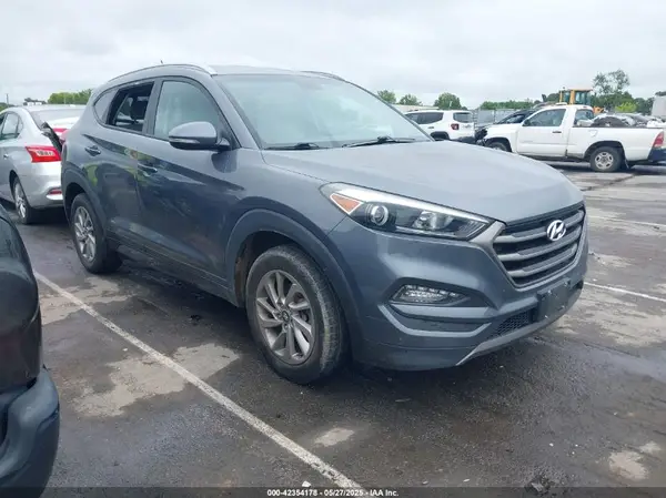 KM8J3CA2XGU083271 2016 HYUNDAI TUCSON - Image 1