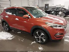 KM8J3CA2XGU095629 2016 HYUNDAI TUCSON