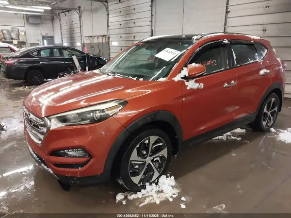 KM8J3CA2XGU095629 2016 HYUNDAI TUCSON - Image 2