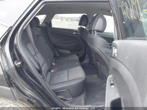 KM8J3CA2XGU096974 2016 HYUNDAI TUCSON - Image 8