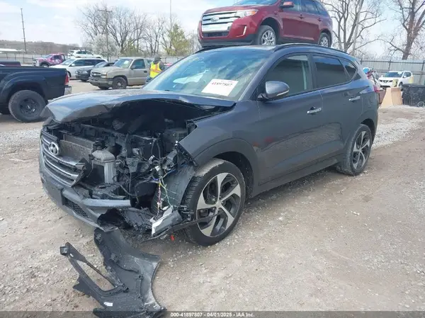 KM8J3CA2XGU103017 2016 HYUNDAI TUCSON - Image 2
