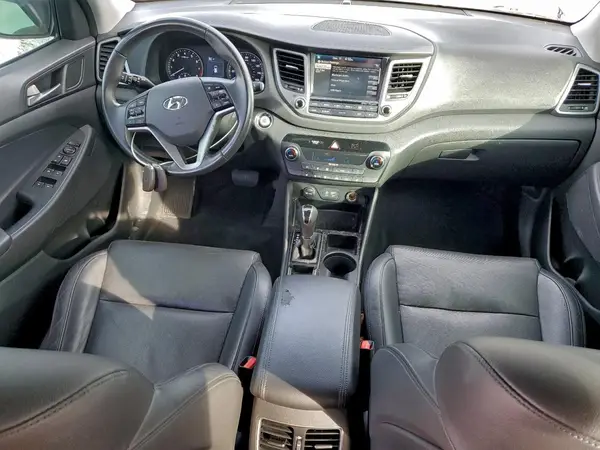 KM8J3CA2XGU115460 2016 HYUNDAI TUCSON - Image 8