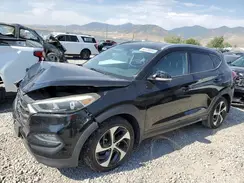 KM8J3CA2XGU117791 2016 HYUNDAI TUCSON