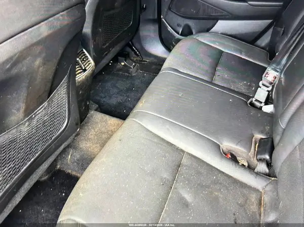 KM8J3CA2XGU119492 2016 HYUNDAI TUCSON - Image 8