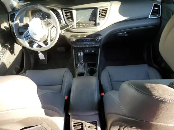KM8J3CA2XGU128175 2016 HYUNDAI TUCSON - Image 8