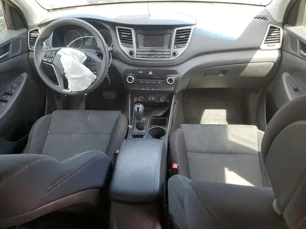 KM8J3CA2XGU130296 2016 HYUNDAI TUCSON - Image 8