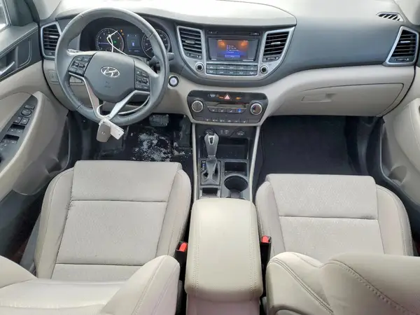 KM8J3CA2XGU134347 2016 HYUNDAI TUCSON - Image 8