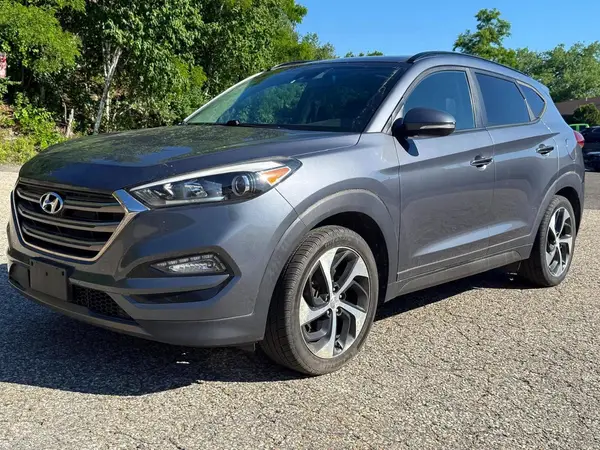 KM8J3CA2XGU137569 2016 HYUNDAI TUCSON - Image 2