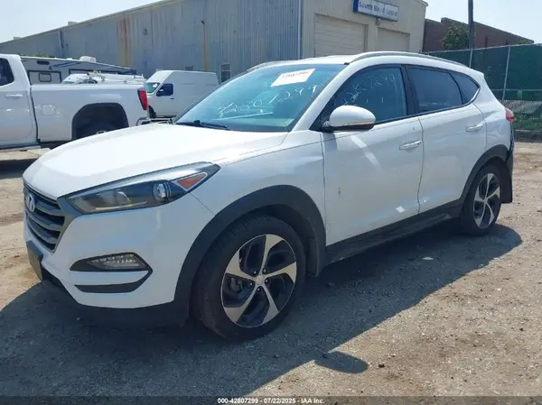 KM8J3CA2XGU152329 2016 HYUNDAI TUCSON - Image 2