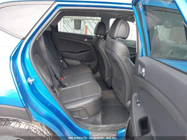 KM8J3CA2XGU158955 2016 HYUNDAI TUCSON - Image 8