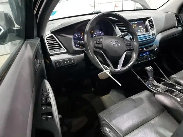KM8J3CA2XGU166814 2016 HYUNDAI TUCSON - Image 8