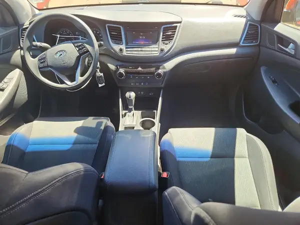 KM8J3CA2XGU176615 2016 HYUNDAI TUCSON - Image 8