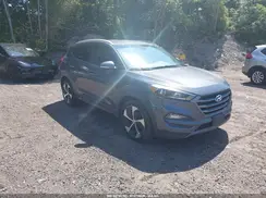 KM8J3CA2XGU178123 2016 HYUNDAI TUCSON