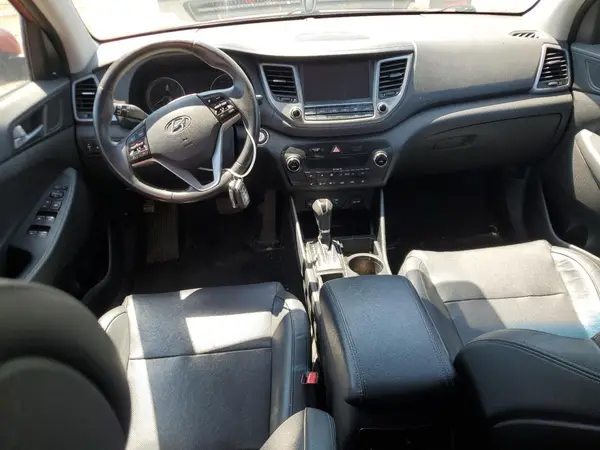 KM8J3CA2XGU193348 2016 HYUNDAI TUCSON - Image 8