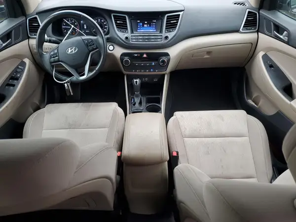 KM8J3CA2XGU208382 2016 HYUNDAI TUCSON - Image 8