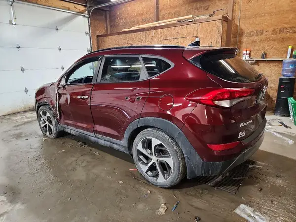 KM8J3CA2XGU211072 2016 HYUNDAI TUCSON - Image 2
