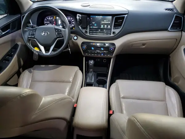 KM8J3CA2XGU211489 2016 HYUNDAI TUCSON - Image 8