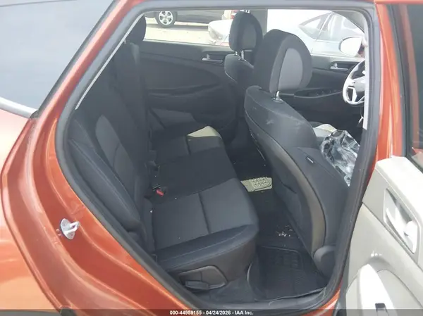 KM8J3CA2XGU219902 2016 HYUNDAI TUCSON - Image 8