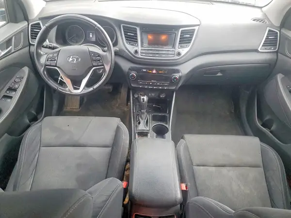 KM8J3CA2XGU233251 2016 HYUNDAI TUCSON - Image 8