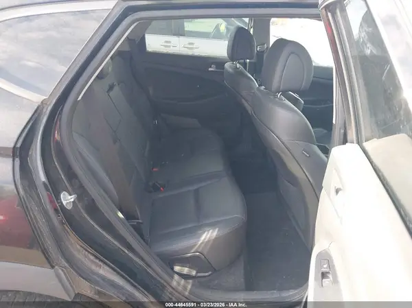 KM8J3CA2XGU233590 2016 HYUNDAI TUCSON - Image 8