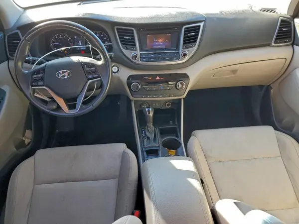KM8J3CA2XGU238465 2016 HYUNDAI TUCSON - Image 8