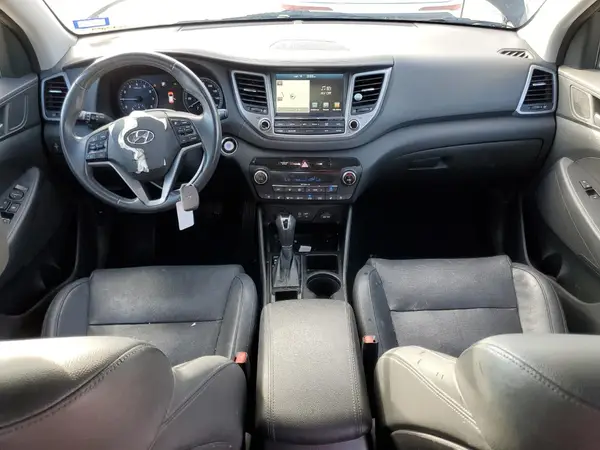 KM8J3CA2XGU256190 2016 HYUNDAI TUCSON - Image 8