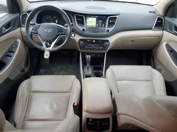 KM8J3CA2XGU259106 2016 HYUNDAI TUCSON - Image 8