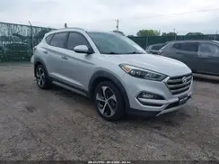 KM8J3CA2XHU274402 2017 HYUNDAI TUCSON