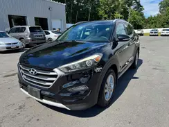 KM8J3CA2XHU281995 2017 HYUNDAI TUCSON