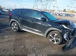 KM8J3CA2XHU297128 2017 HYUNDAI TUCSON