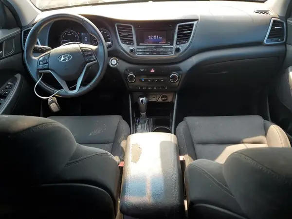 KM8J3CA2XHU297310 2017 HYUNDAI TUCSON - Image 8