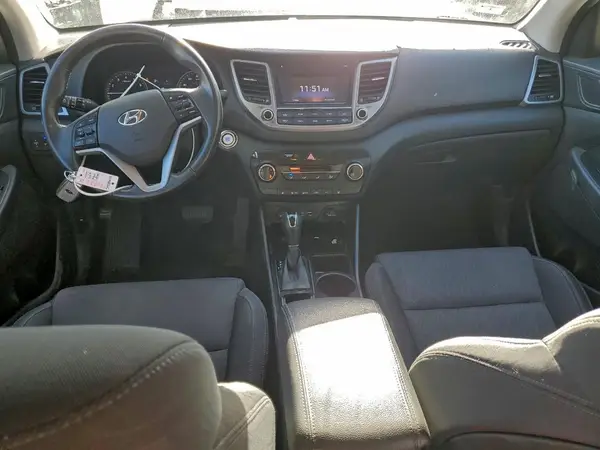 KM8J3CA2XHU297761 2017 HYUNDAI TUCSON - Image 8