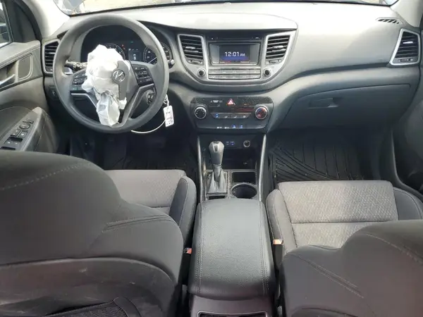 KM8J3CA2XHU307186 2017 HYUNDAI TUCSON - Image 8