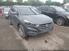 KM8J3CA2XHU310492 2017 HYUNDAI TUCSON