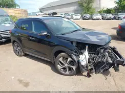 KM8J3CA2XHU311061 2017 HYUNDAI TUCSON