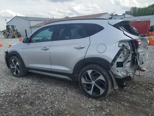 KM8J3CA2XHU311917 2017 HYUNDAI TUCSON - Image 2