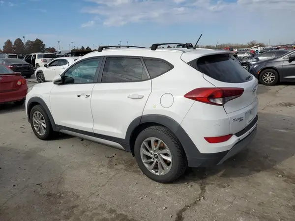 KM8J3CA2XHU319516 2017 HYUNDAI TUCSON - Image 2