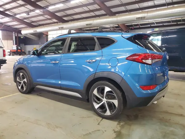 KM8J3CA2XHU320021 2017 HYUNDAI TUCSON - Image 2